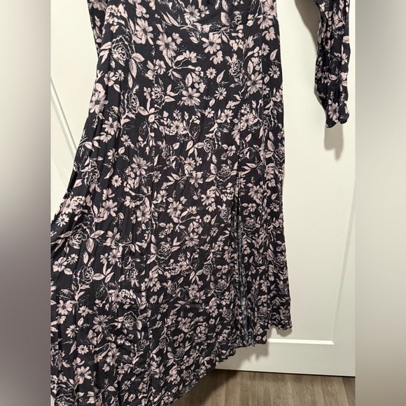 Midi Floral Long Sleeve Dress with Slit and Square Neckline • Small - Picture 8 of 11